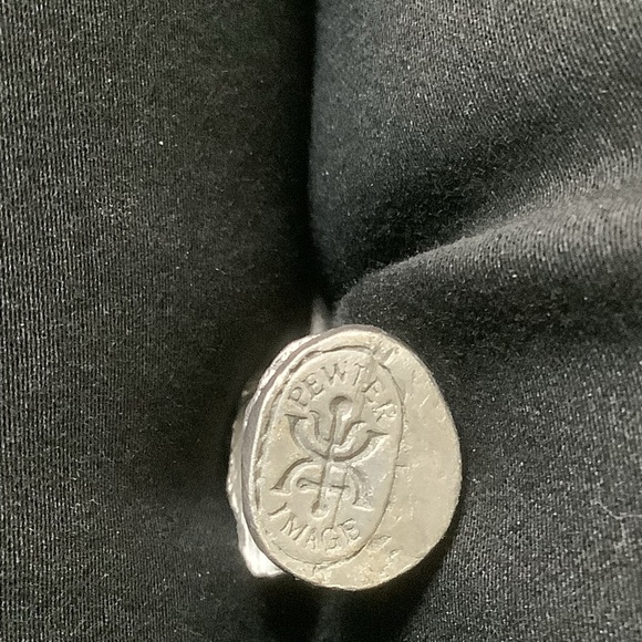 Two Pewter Miniature Animal Figurines- Raccoon and Pelican - Picture 10 of 14